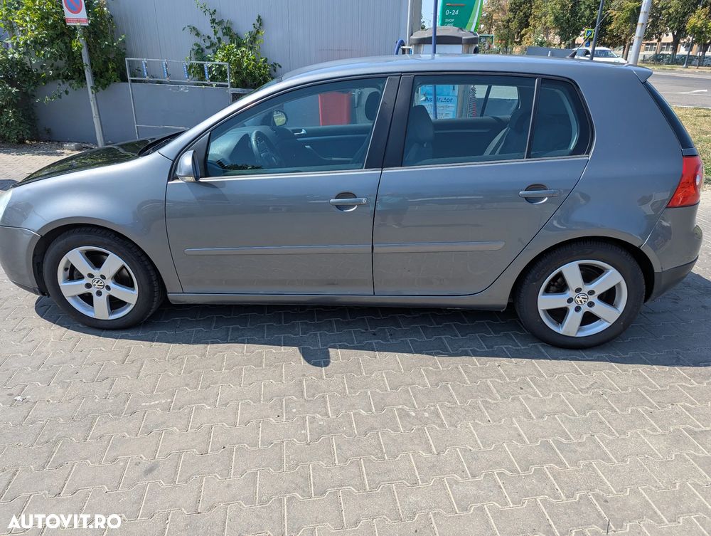 Volkswagen Golf 2.0 TDI 4Motion Comfortline - 9