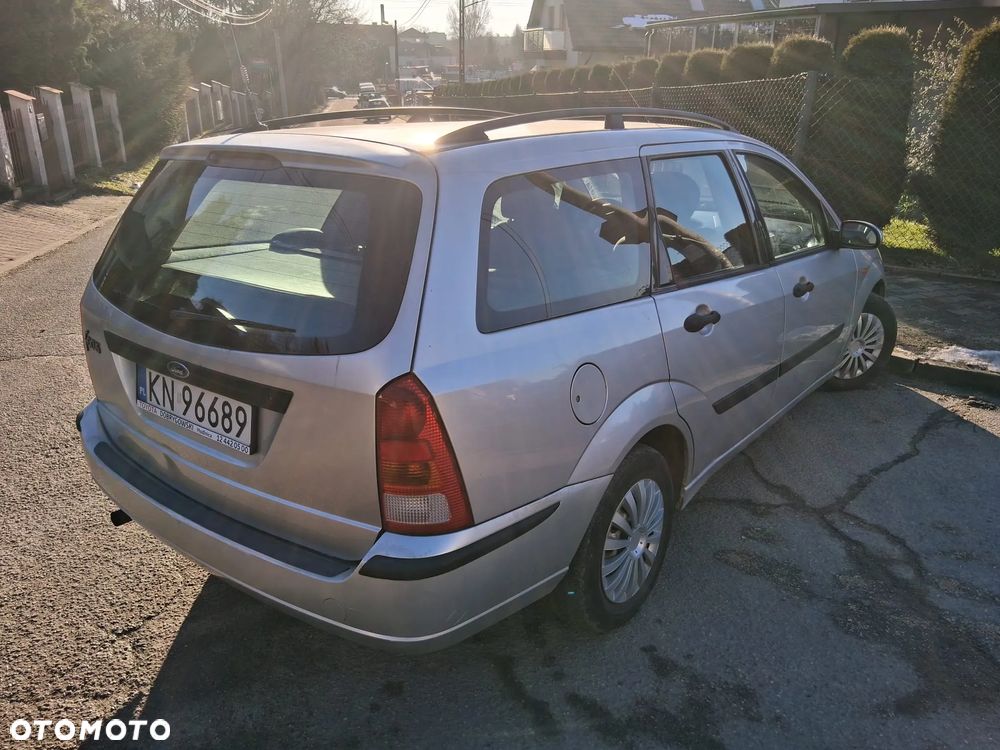 Ford Focus 1.6 Trend - 4