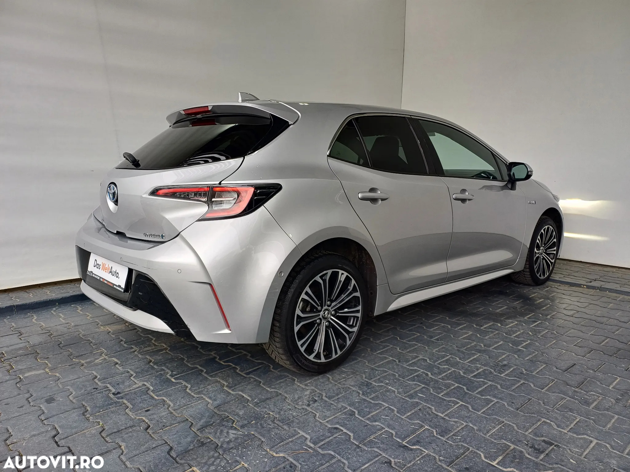 Toyota Corolla 1.8 HSD Exclusive interior Negru - 30