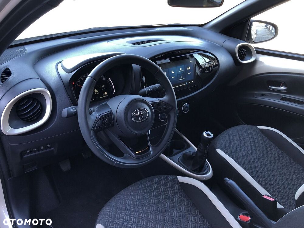 Toyota Aygo X 1.0 VVT-i Style - 10