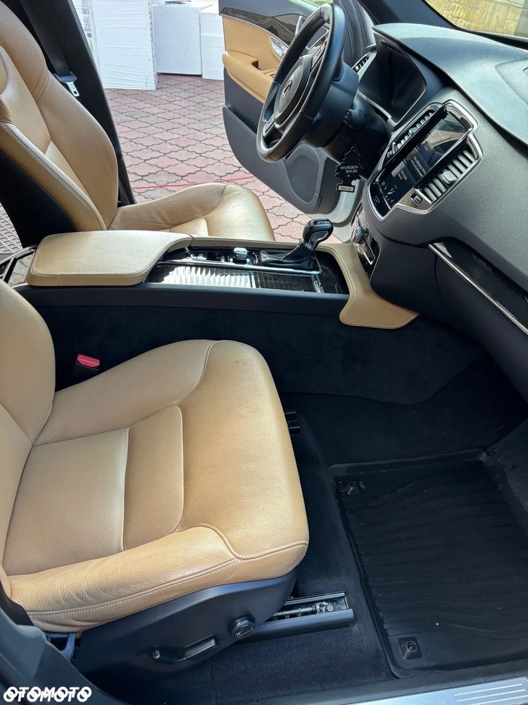 Volvo XC 90 T6 AWD Geartronic Momentum - 10