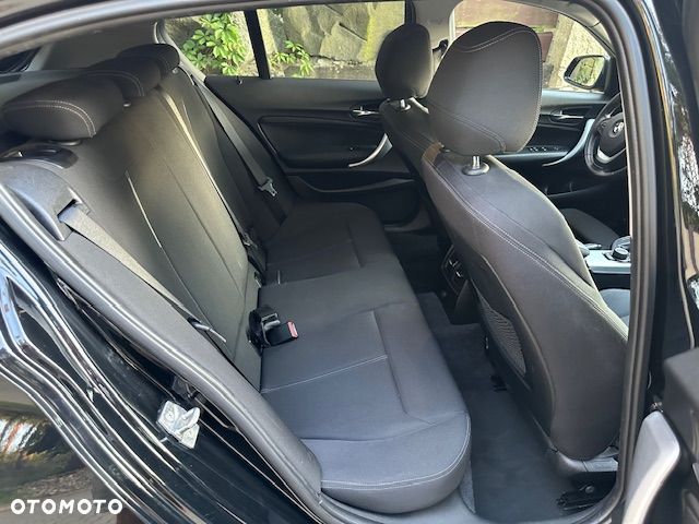 BMW Seria 1 118i Sport Line - 40