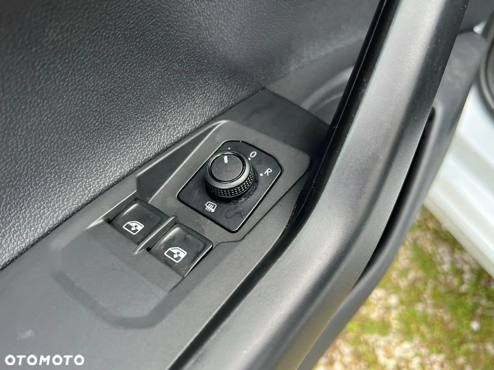 Volkswagen Polo 1.0 ACTIVE - 24