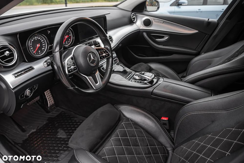 Mercedes-Benz Klasa E 220 d 4Matic All-Terrain 9G-TRONIC Exclusive - 15