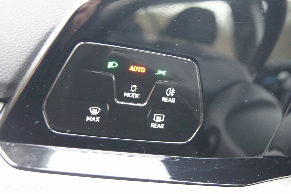 Volkswagen Golf 1.5 TSI EVO Life - 12