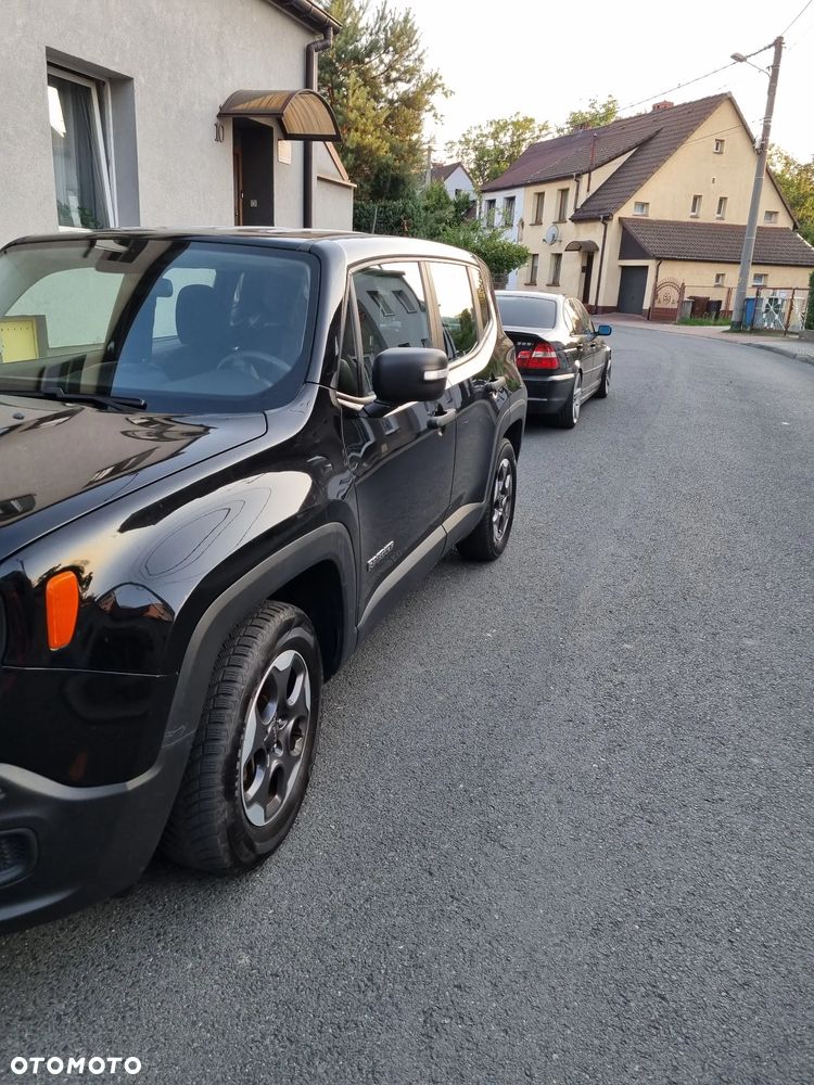 Jeep Renegade 1.6 E-TorQ Sport FWD - 2