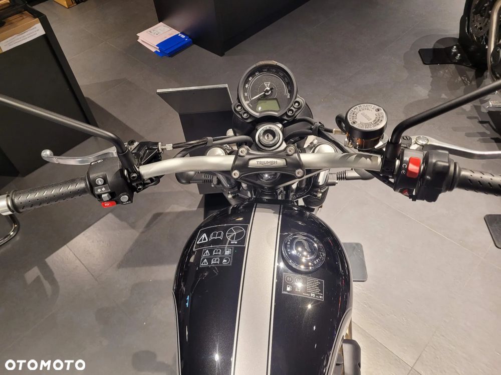 Triumph Scrambler - 6