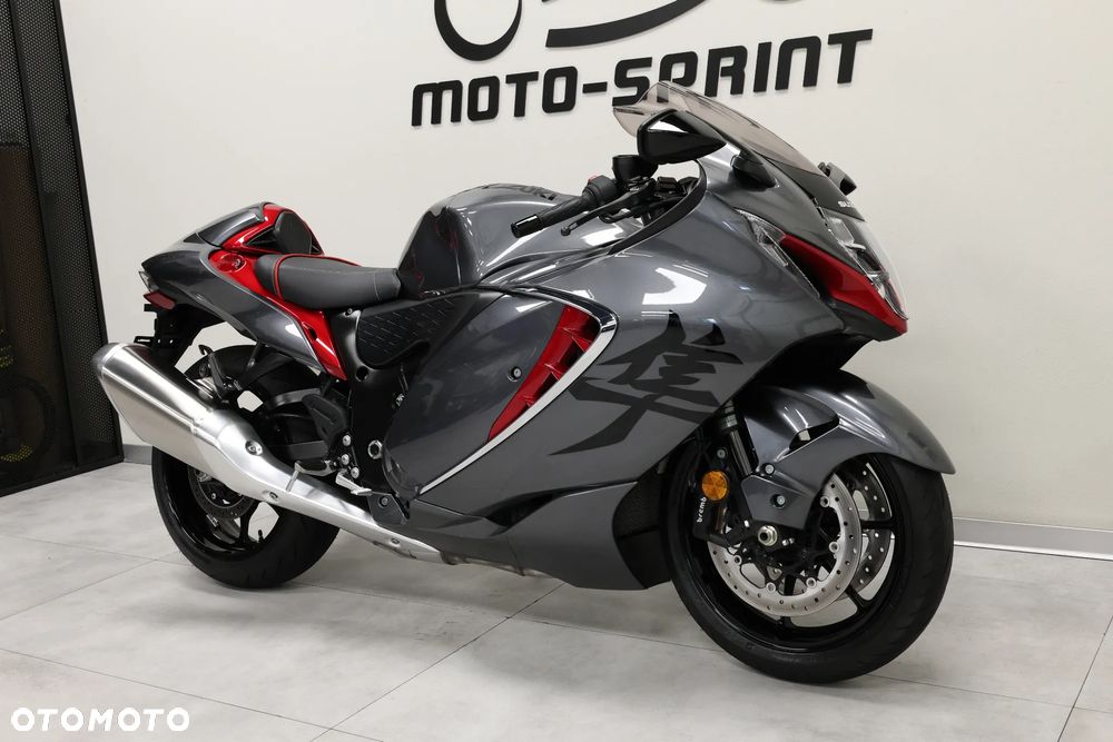 Suzuki GSX - 6