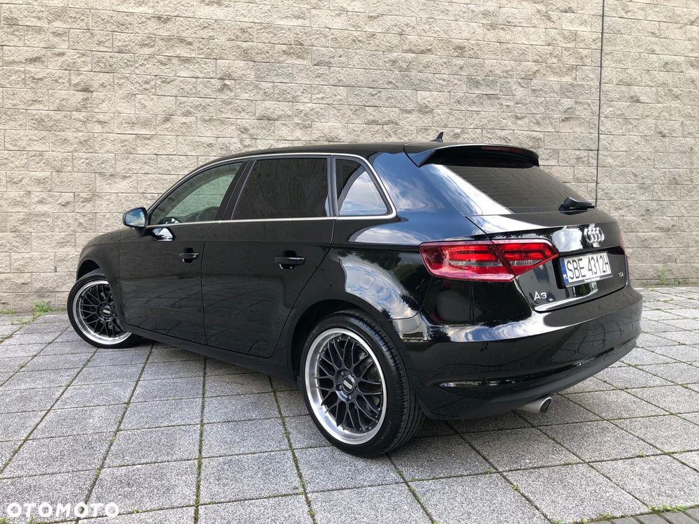 Audi A3 Sportback 1.6 TDI Ambiente - 24