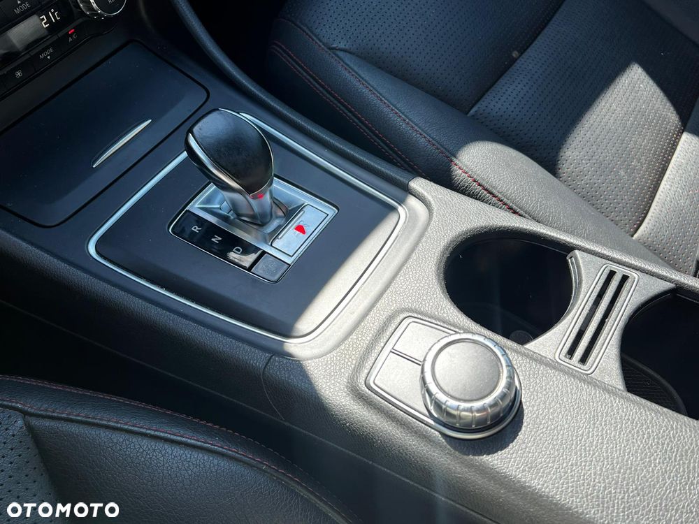 Mercedes-Benz Klasa A 45 AMG 4Matic AMG Speedshift 7G-DCT - 19