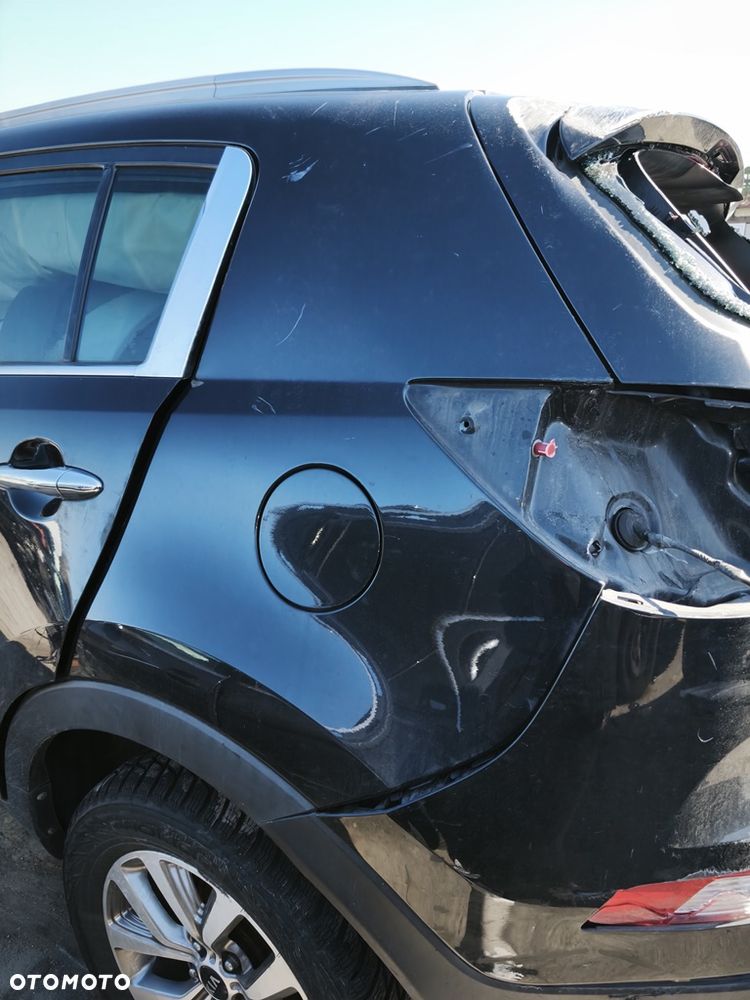 KIA SPORTAGE III 14r ĆWIARTKA BŁOTNIK LEWY TYŁ 1K - 1