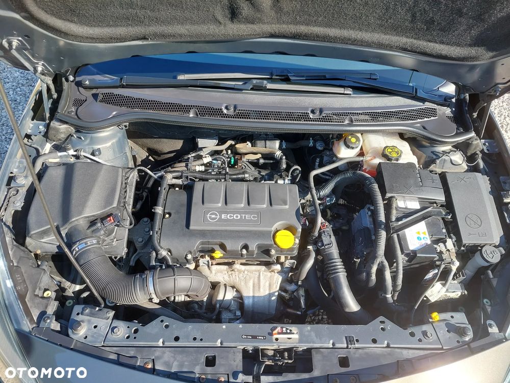 Opel Astra 1.4 Turbo Active - 36