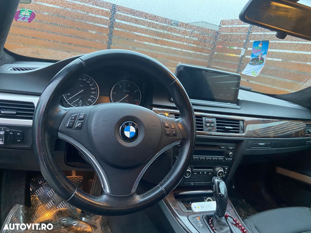 BMW Seria 3 320d - 7