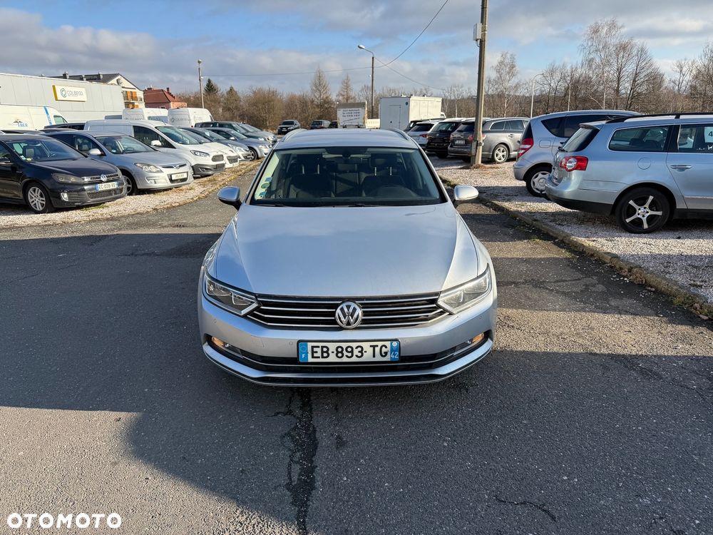 Volkswagen Passat Variant 1.6 TDI SCR DSG Comfortline - 3