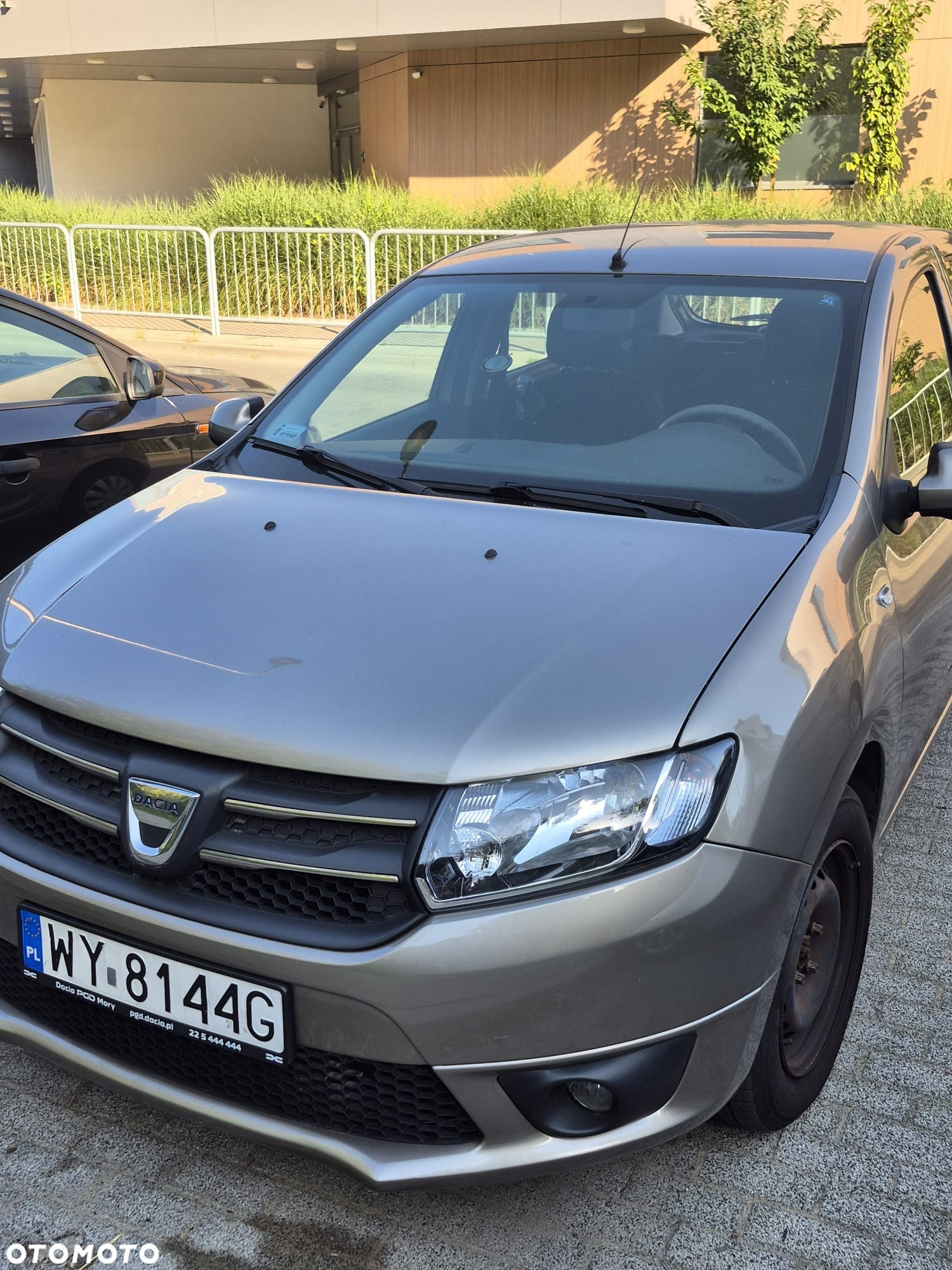 Dacia Sandero 1.2 16V Laureate - 12