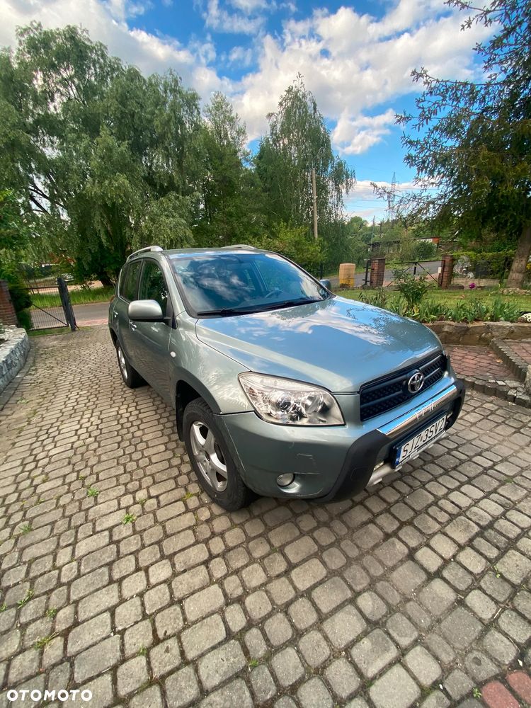 Toyota RAV4 - 2
