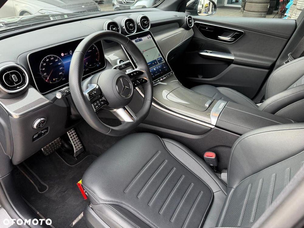 Mercedes-Benz GLC - 11