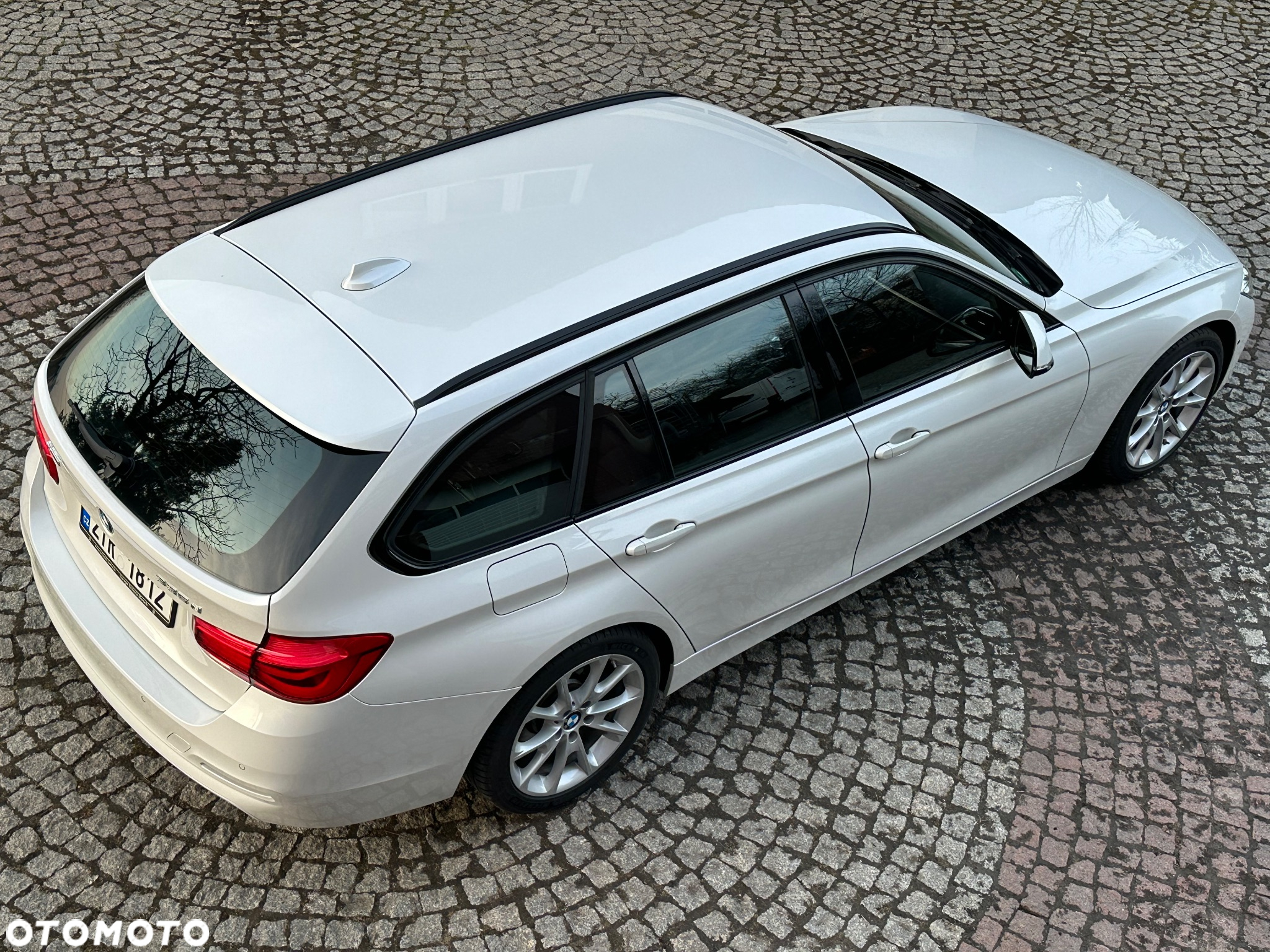 BMW Seria 3 335d Touring xDrive Luxury Line - 4