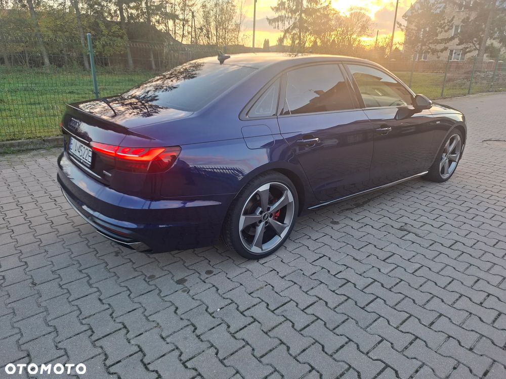 Audi A4 2022 photo 3