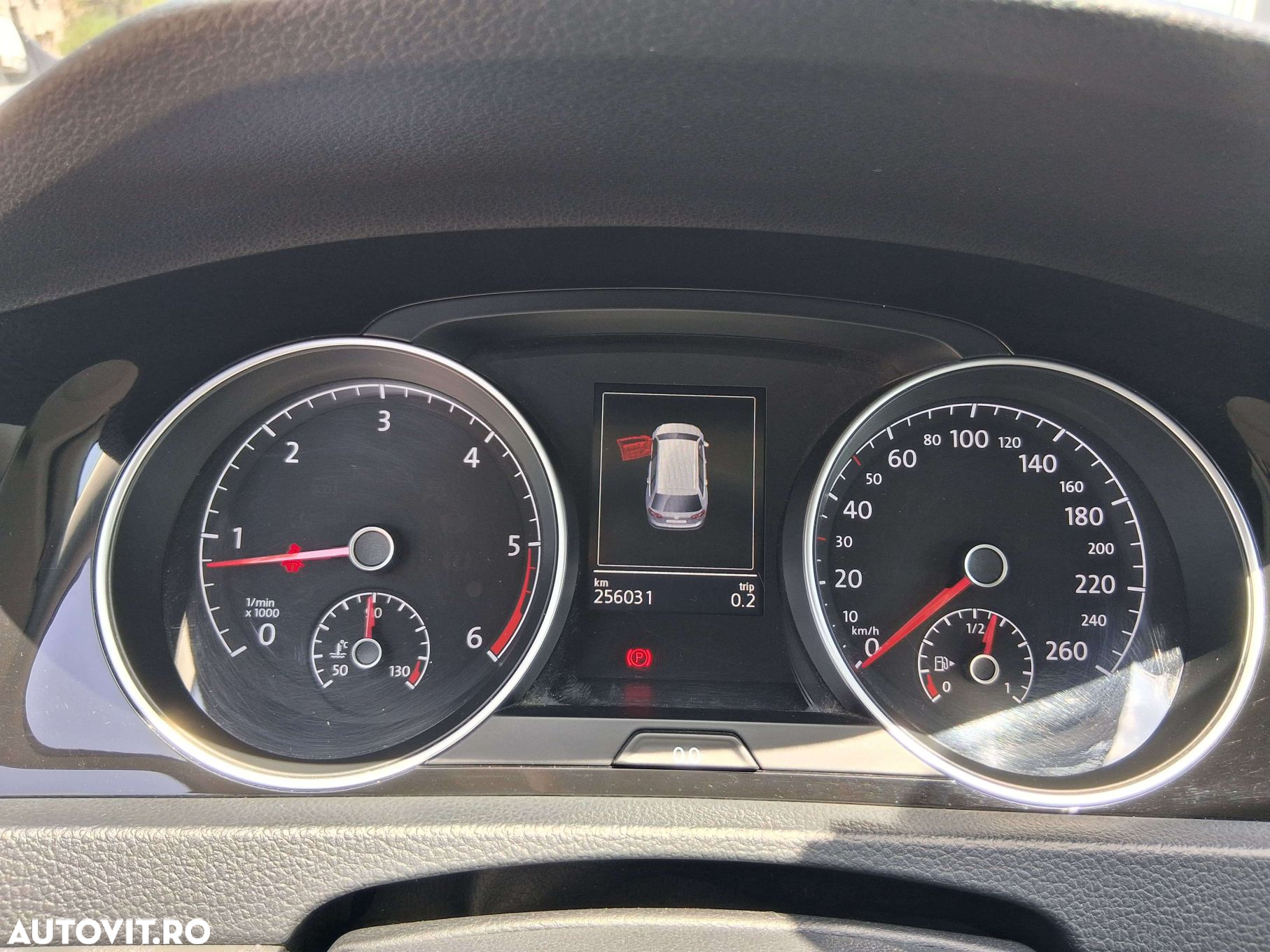 Volkswagen Golf Sportsvan 2.0 TDI DPF BMT Comfortline - 13