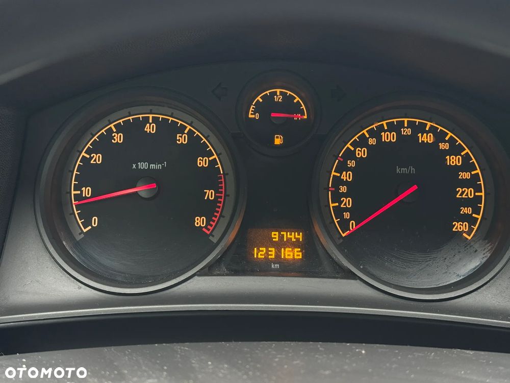Opel Astra 1.4 Enjoy - 27