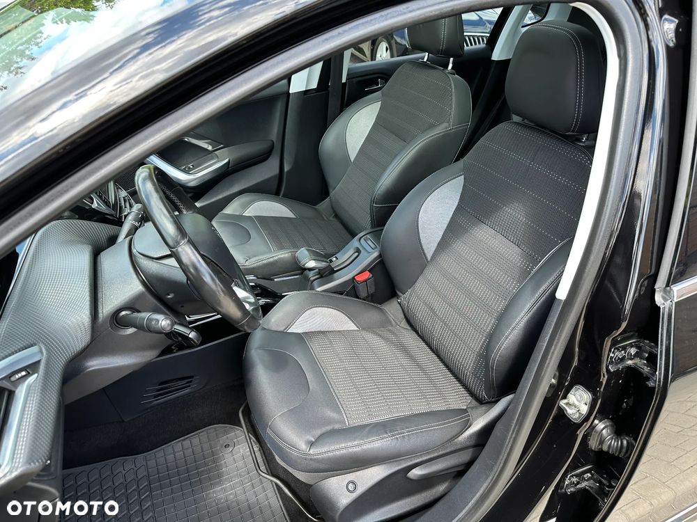 Peugeot 2008 - 22