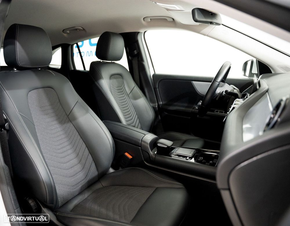 Mercedes-Benz GLA 250 e Progressive - 15