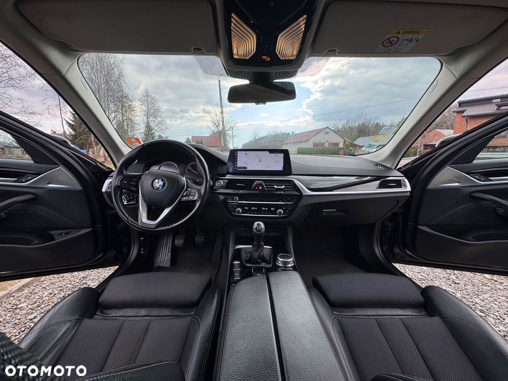 BMW Seria 5 - 17