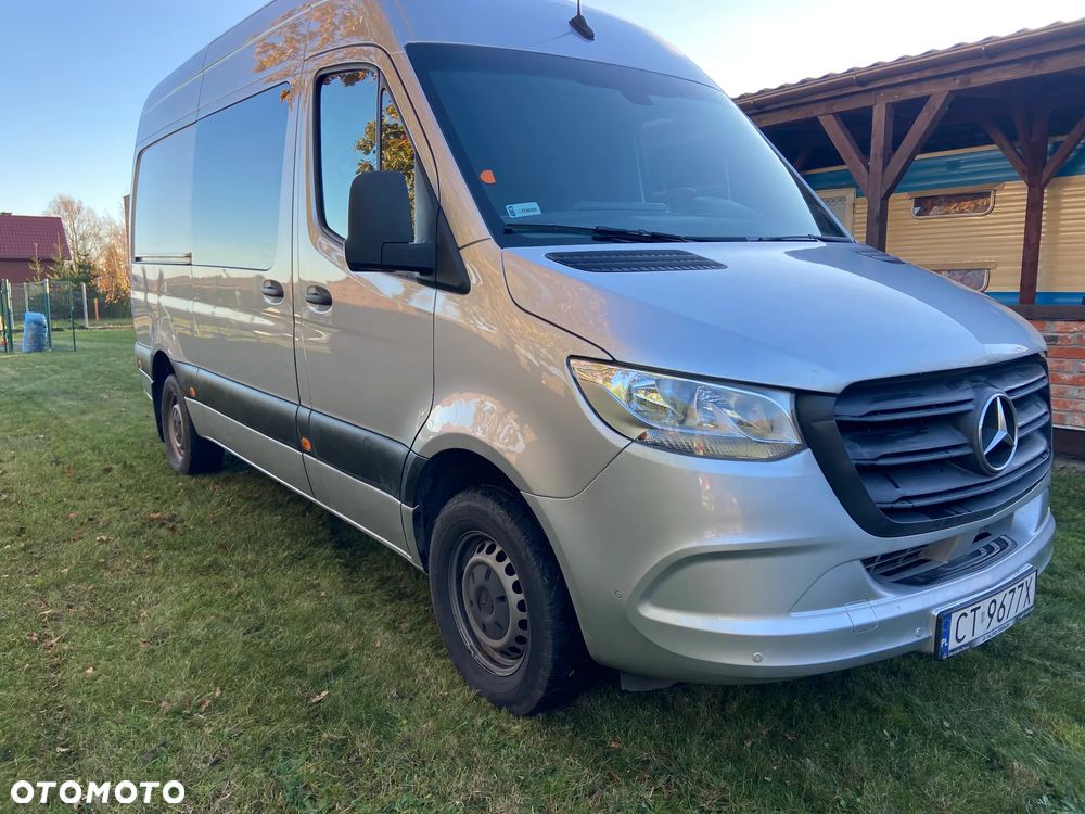 Mercedes-Benz Sprinter - 5