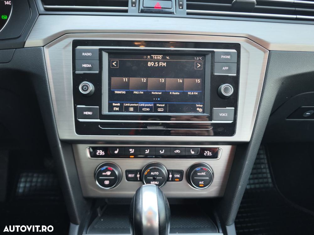 Volkswagen Passat 1.6 TDI DSG Comfortline - 17