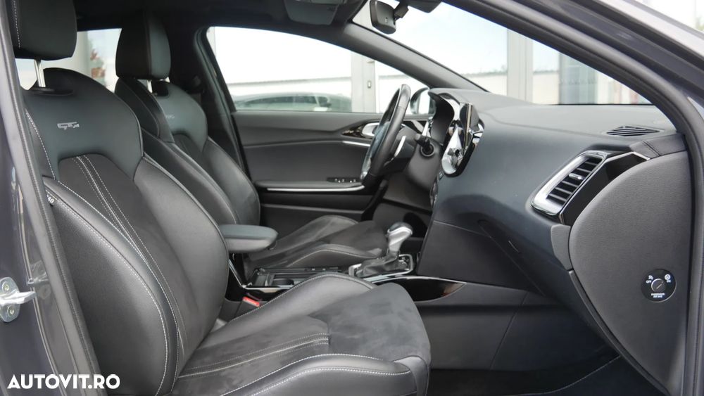 Kia Ceed - 17