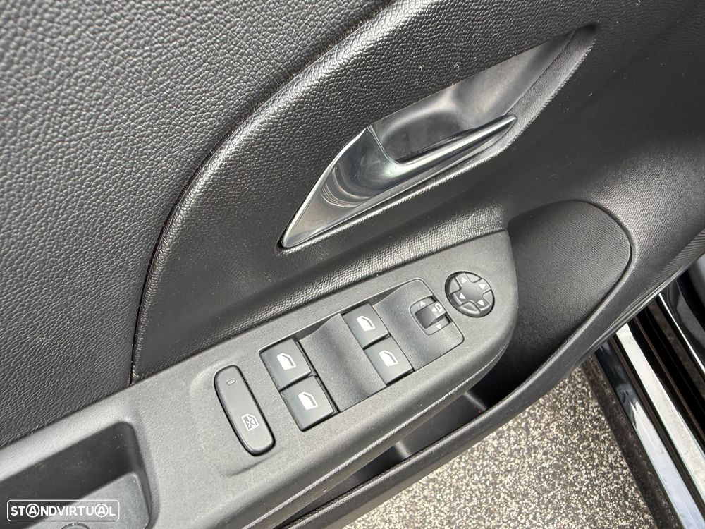 Opel Corsa 1.2 T GS - 16