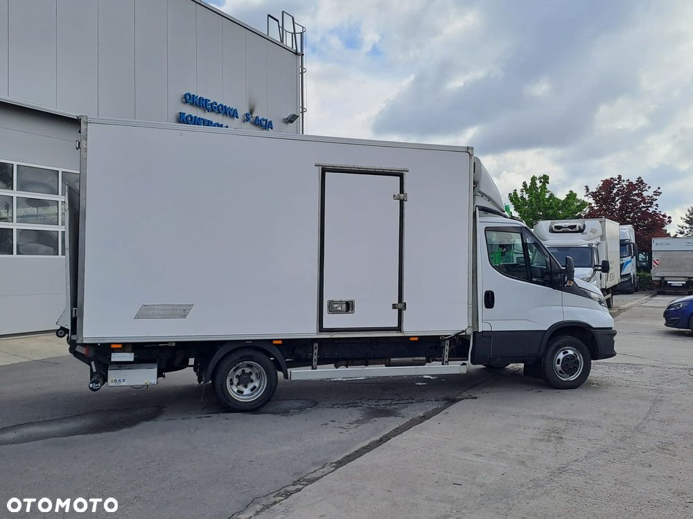 Iveco Daily 50C16  | 3.0 | Bliźniak 8 EP   | Niski przebieg | Winda | Zasilanie zewnętrzne | - 8