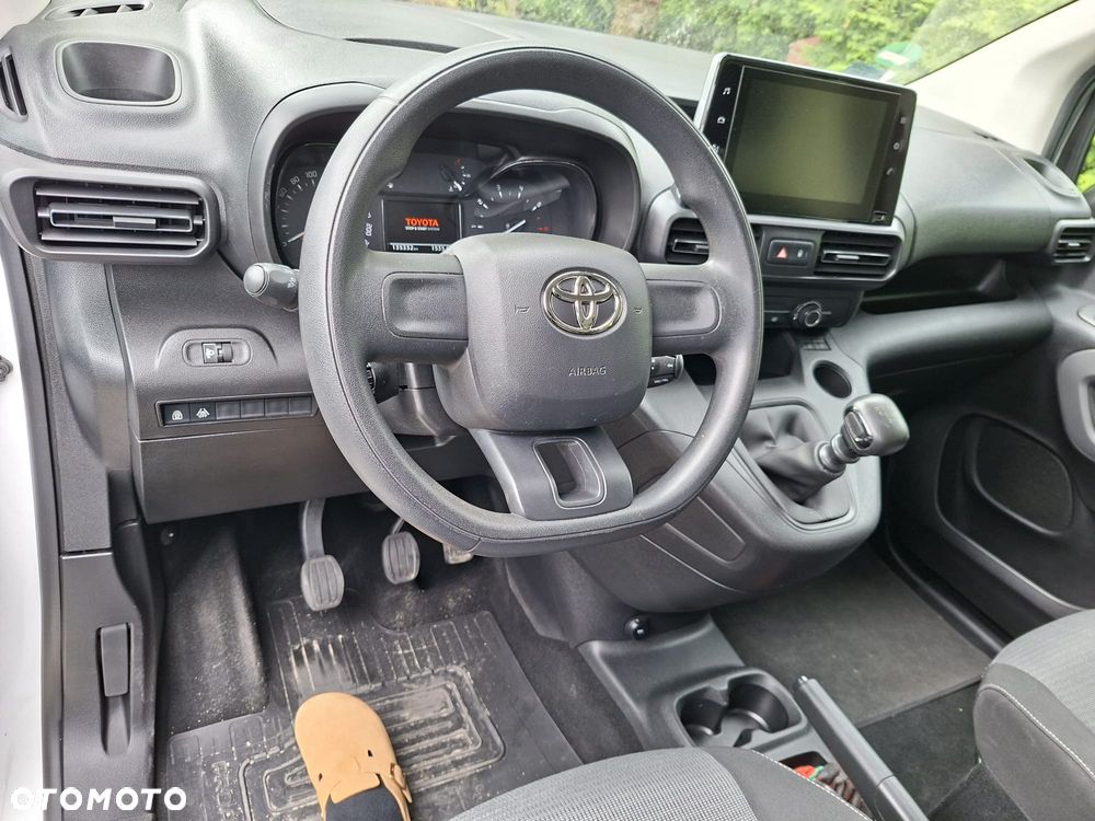 Toyota Proace City Verso 1.5 D-4D Business - 3