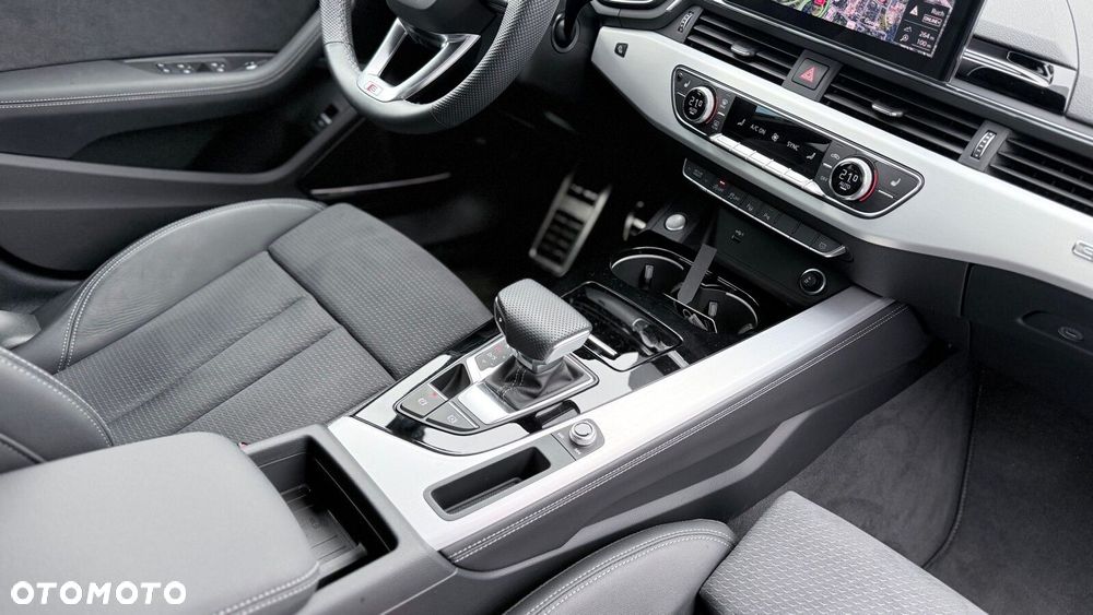 Audi A4 Limousine - 17