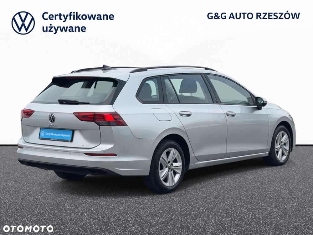 Volkswagen Golf - 4