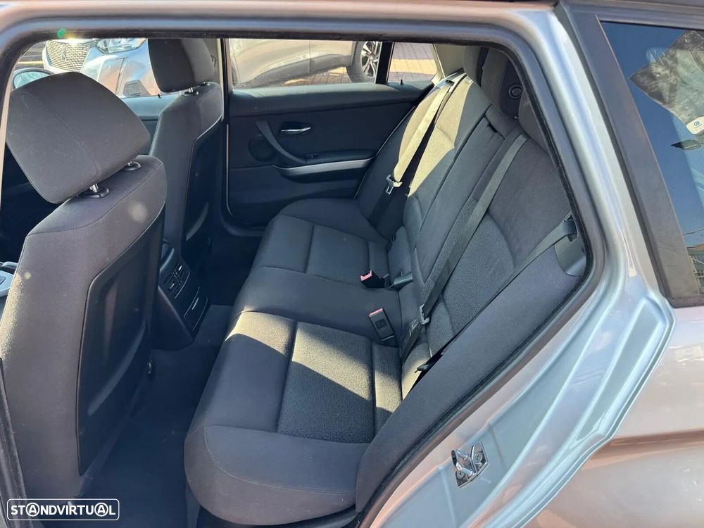 BMW 318 d Blue Performance - 10