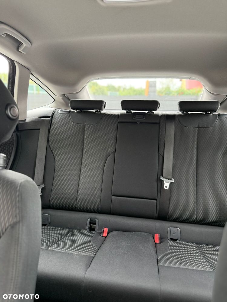 BMW 3GT 318d Advantage - 30