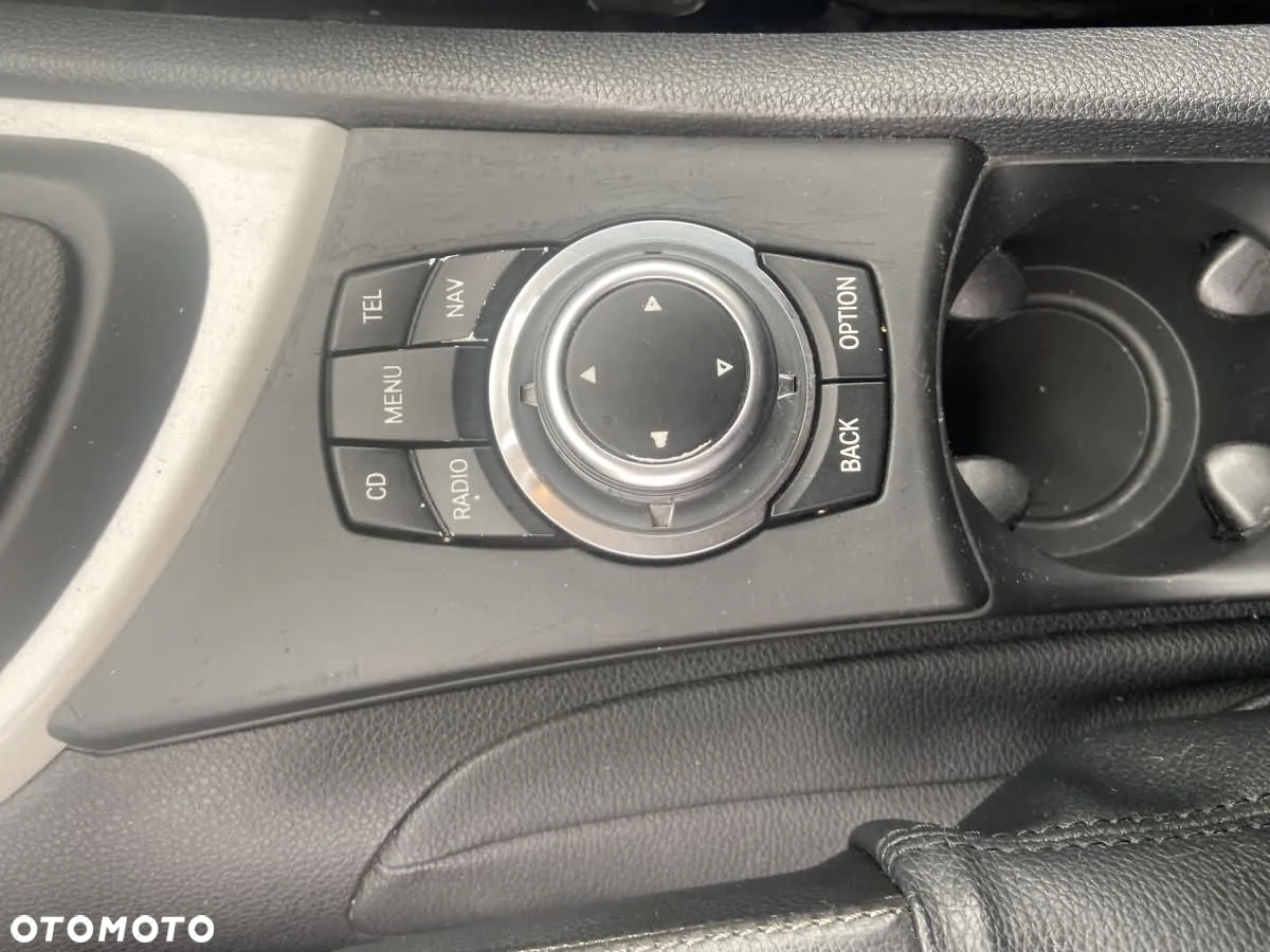 BMW Seria 1 118d - 27