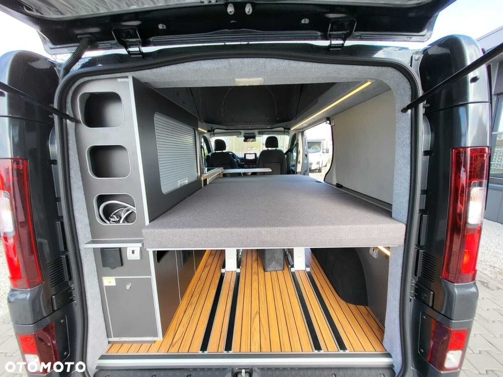 Renault Trafic - 14
