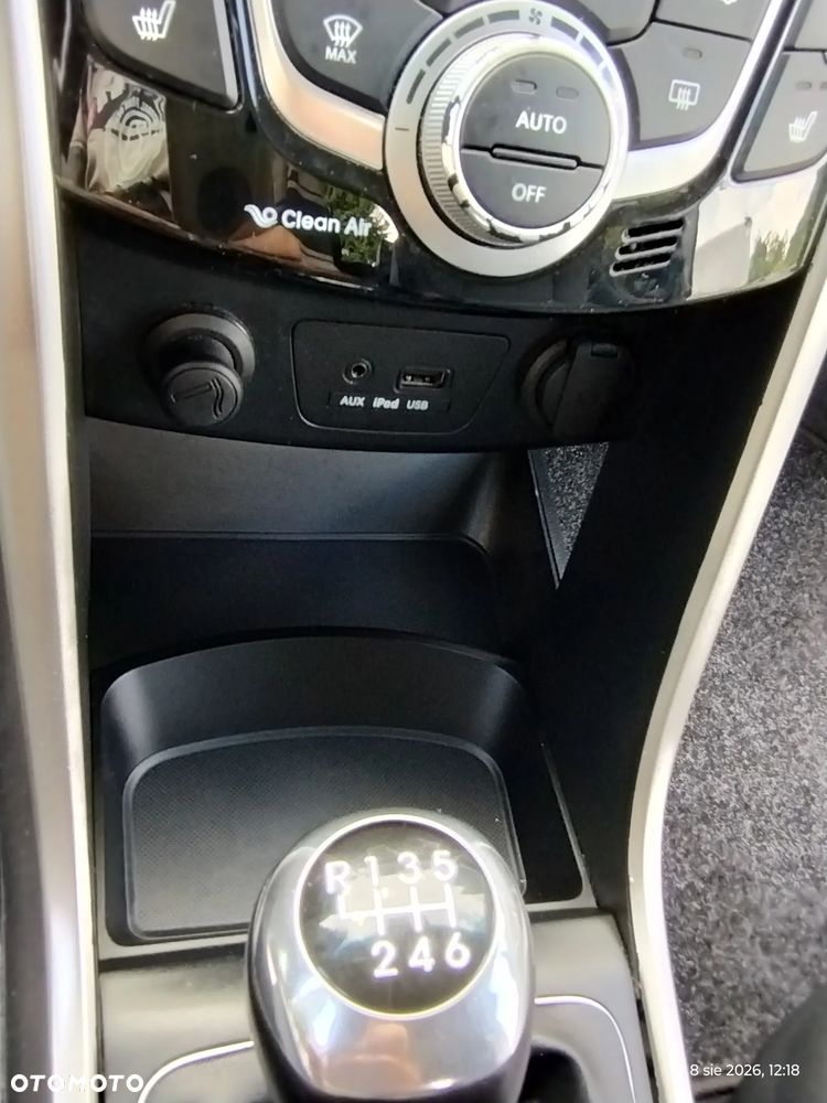 Hyundai i30 1.6 Fifa World Cup Edition - 28