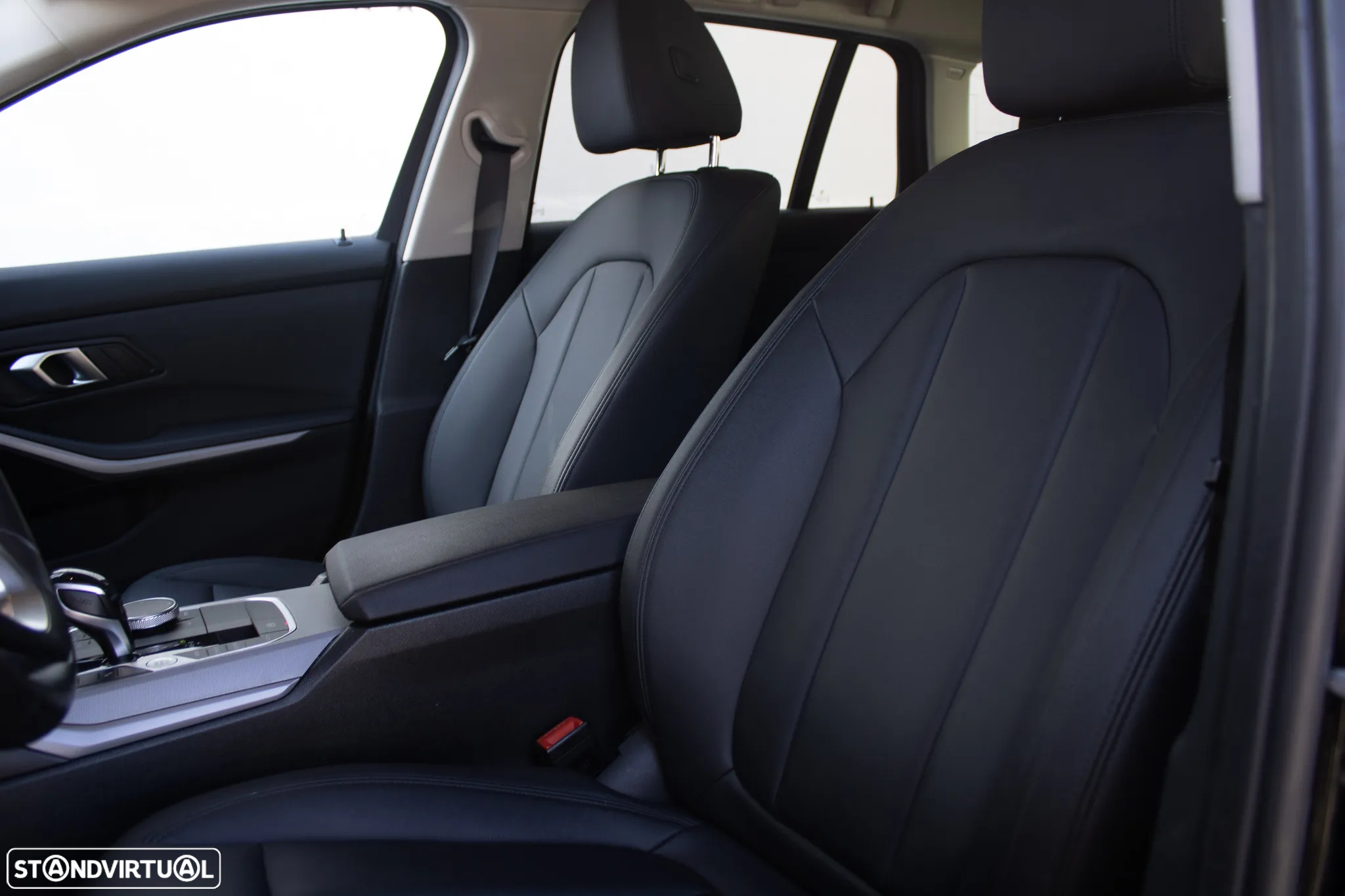 BMW 318 d Touring Line Sport Auto - 9
