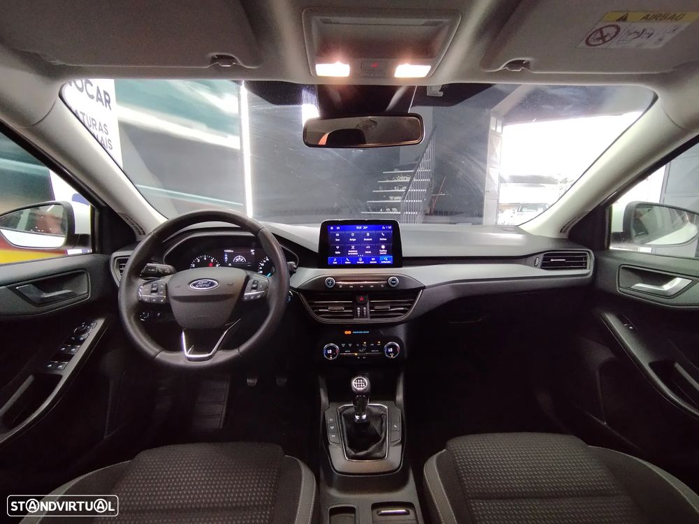 Ford Focus 1.0 EcoBoost Connected - 17