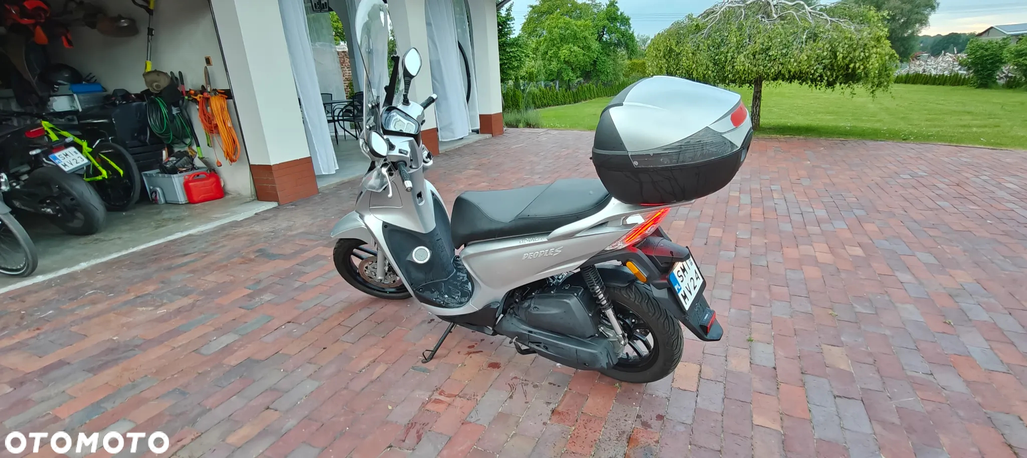 Kymco People - 4