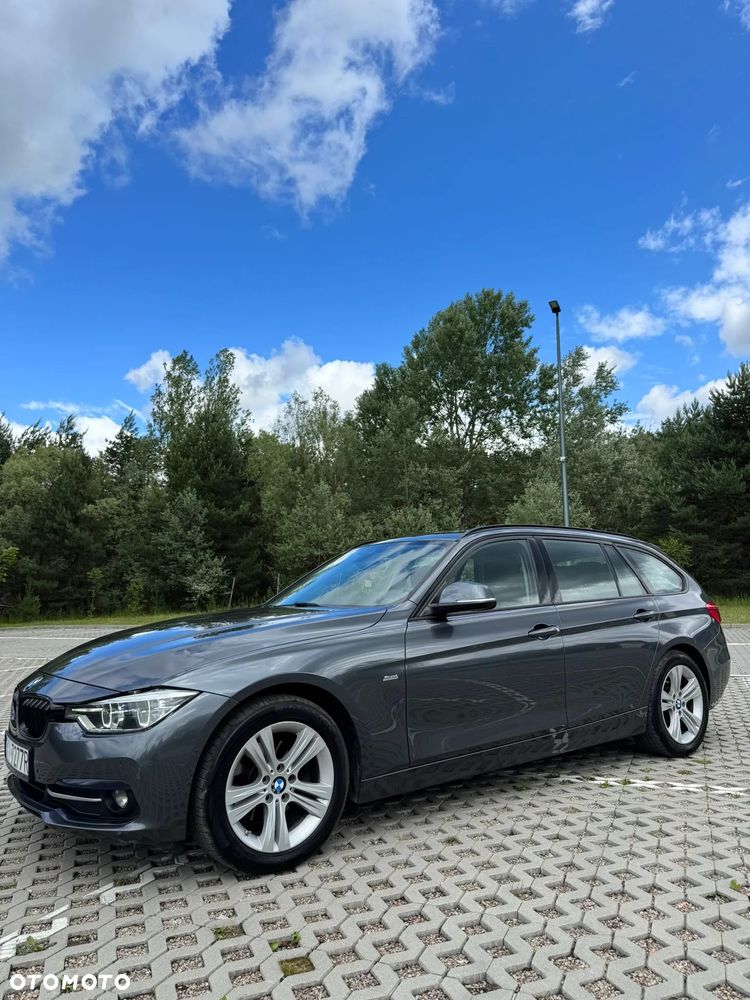 BMW Seria 3 320d Sport Line - 5