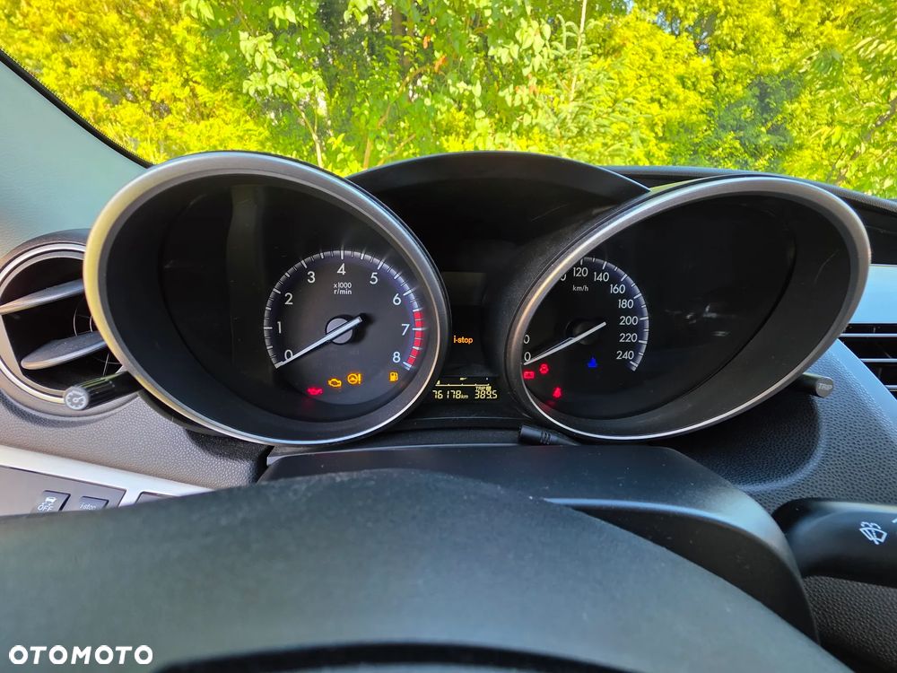 Mazda 3 - 4
