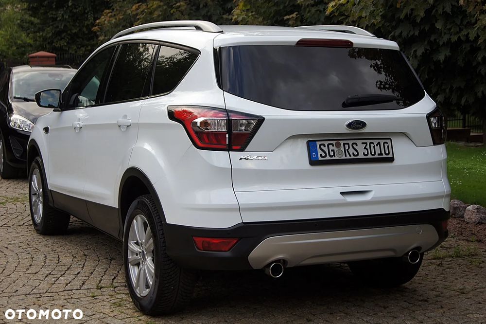 Ford Kuga - 9