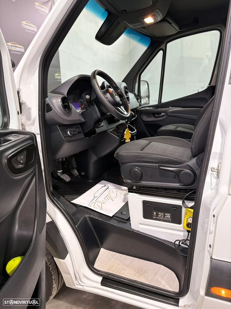 Mercedes-Benz Sprinter 514 Cabine Dupla Basculante - 12