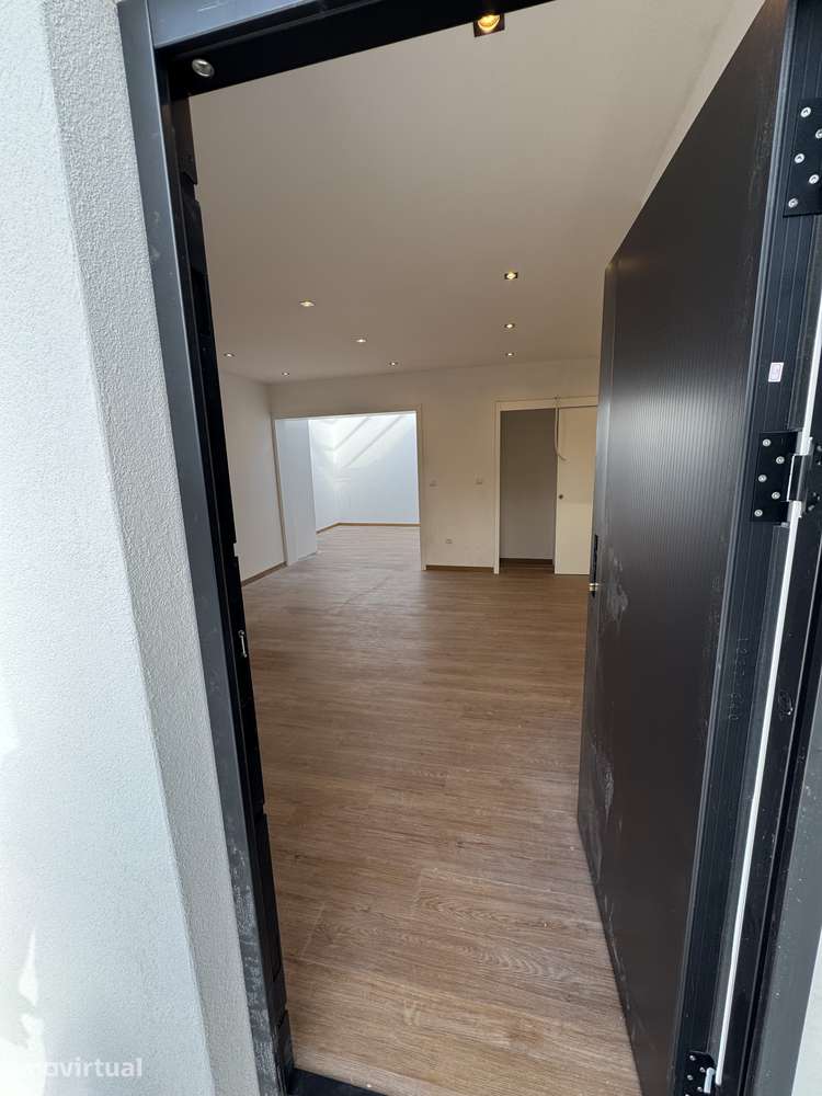 Moradia T3 Moderna | Esgueira | Pronta a Habitar - Grande imagem: 3/18
