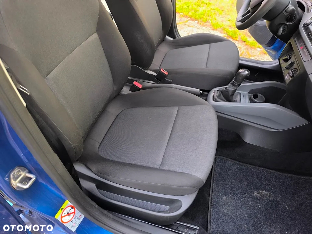 Skoda Fabia 1.0 MPI Cool Plus - 29